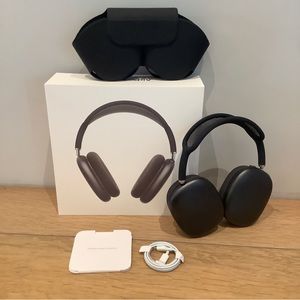 Apple AirPods Max in the Space Gray Color with Smart Case